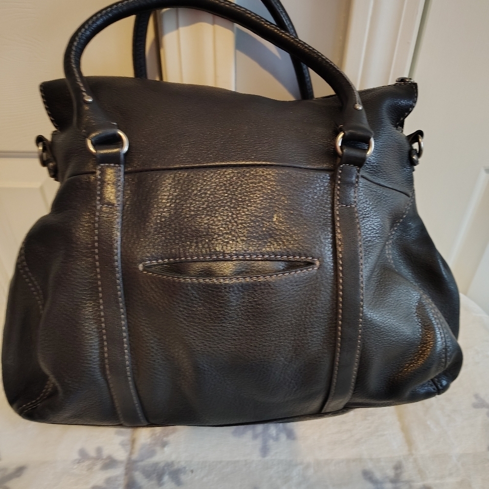 The Sak Black Leather Classic Shoulder And Crossbody Bag - Picture 2 of 12